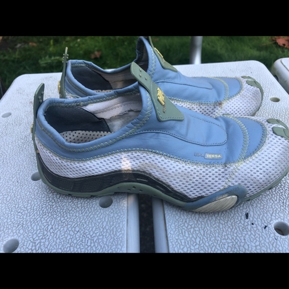 Helly Hansen Lifa Versa women’s Water Shoes SZ 5.5 - Picture 2 of 8